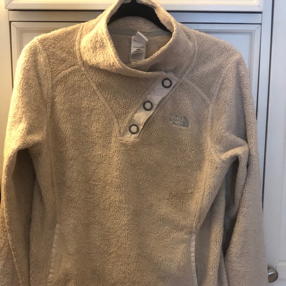 Fleece - Picture 1 of 4